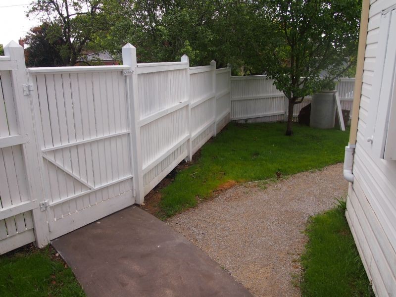 1/14 Jenner Street, Blackburn South VIC 3130