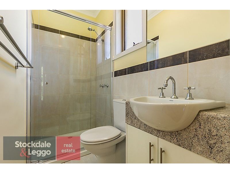 2/14 Worrall Street, Burwood VIC 3125