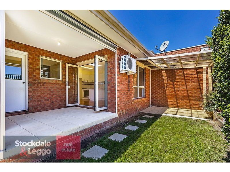 2/14 Worrall Street, Burwood VIC 3125