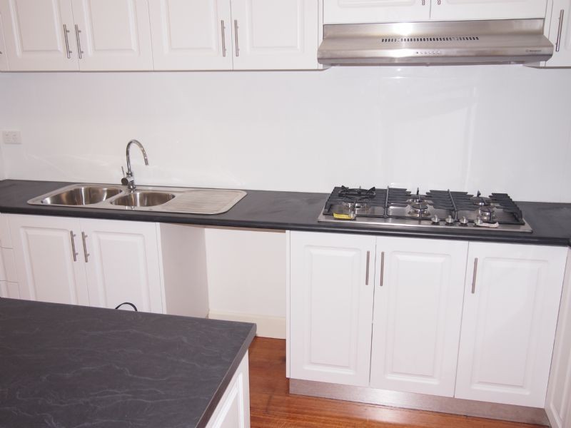 8A Lena Grove, Ringwood VIC 3134