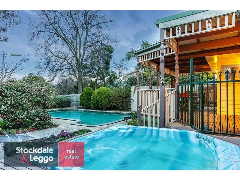 11 Walwa Street, Mitcham VIC 3132