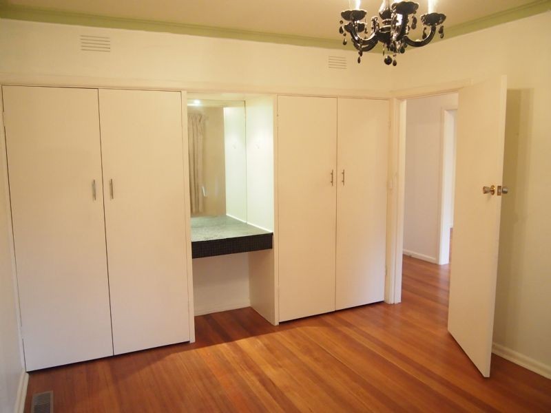 97 Blackburn Road, Mount Waverley VIC 3149