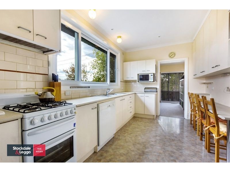 25 Eram Road, Box Hill North VIC 3129