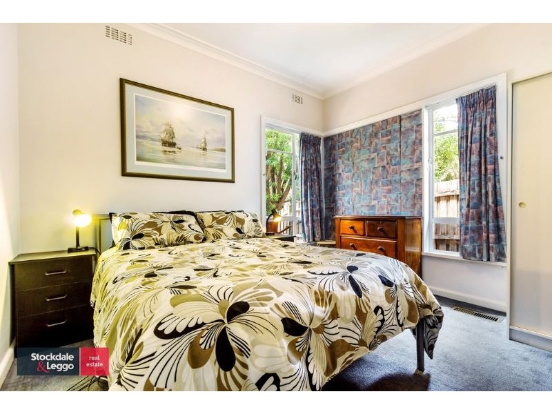 25 Eram Road, Box Hill North VIC 3129