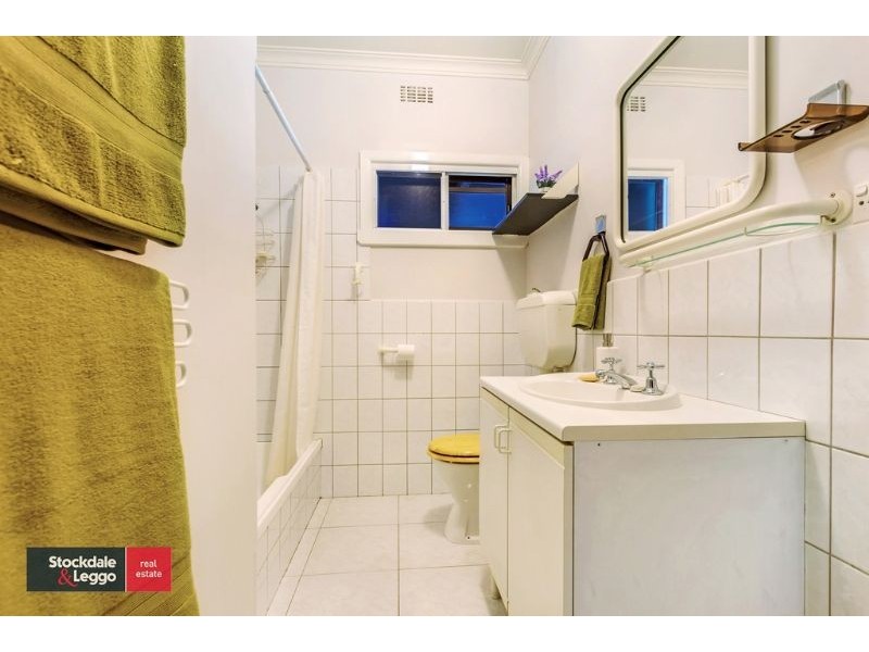 25 Eram Road, Box Hill North VIC 3129