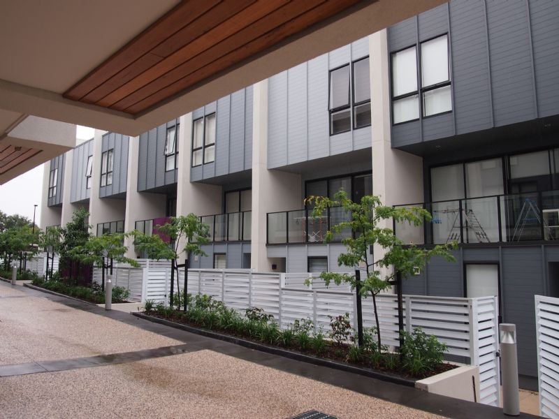 5/425 Warrigal Road, Burwood VIC 3125