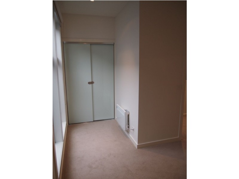 5/425 Warrigal Road, Burwood VIC 3125