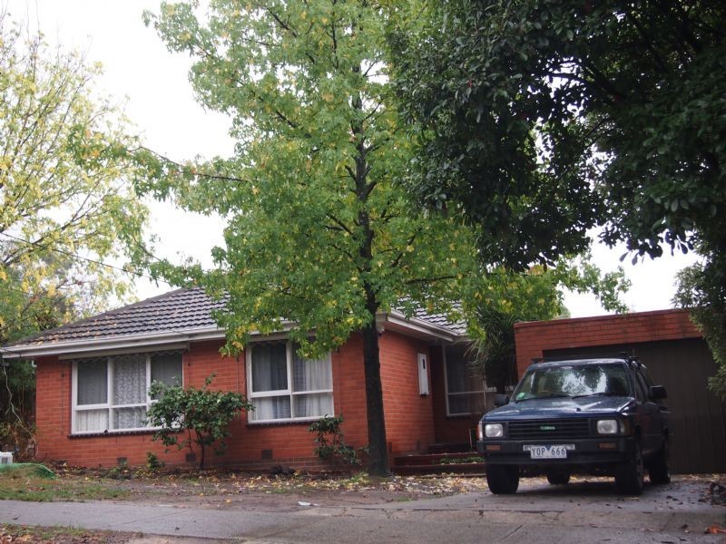 64 Lee Ann Crescent, Croydon VIC 3136