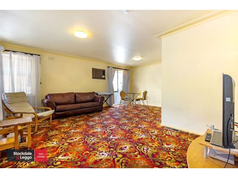 8 Raymond Street, Blackburn North VIC 3130