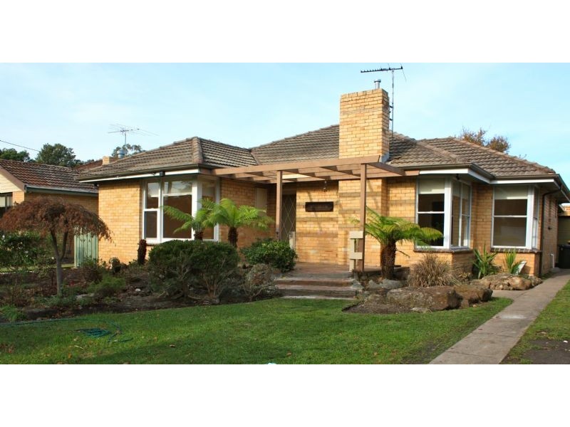 6 Rosen Street, Blackburn South VIC 3130