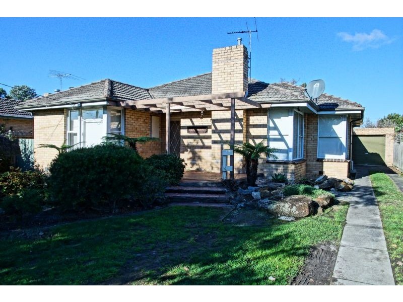 6 Rosen Street, Blackburn South VIC 3130