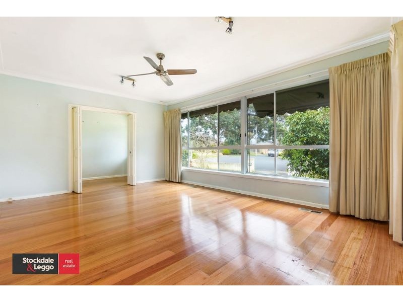 11 Troy Court, Forest Hill VIC 3131