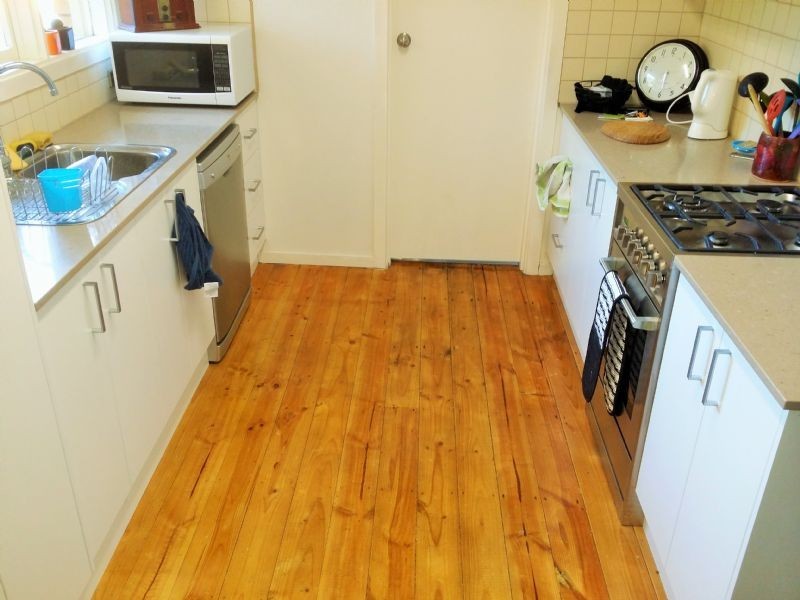 2/5 Hiddleston Avenue, Box Hill South VIC 3128