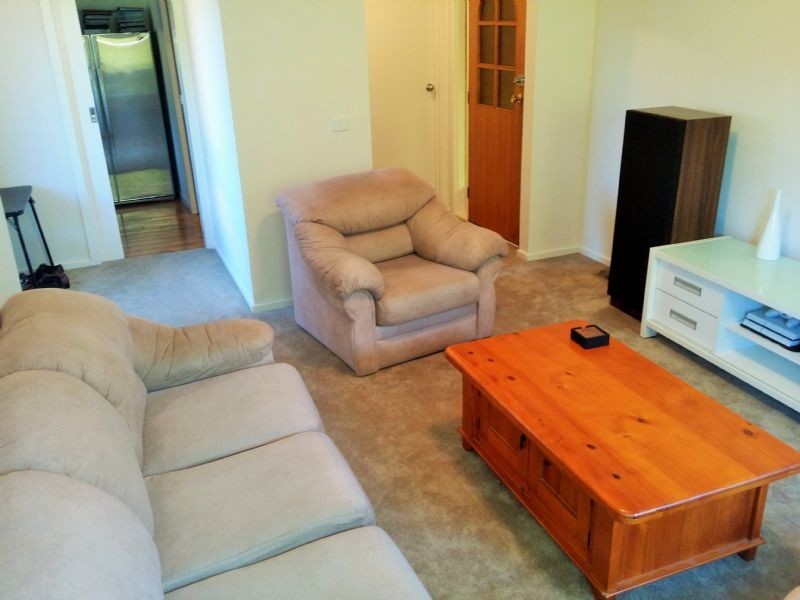 2/5 Hiddleston Avenue, Box Hill South VIC 3128