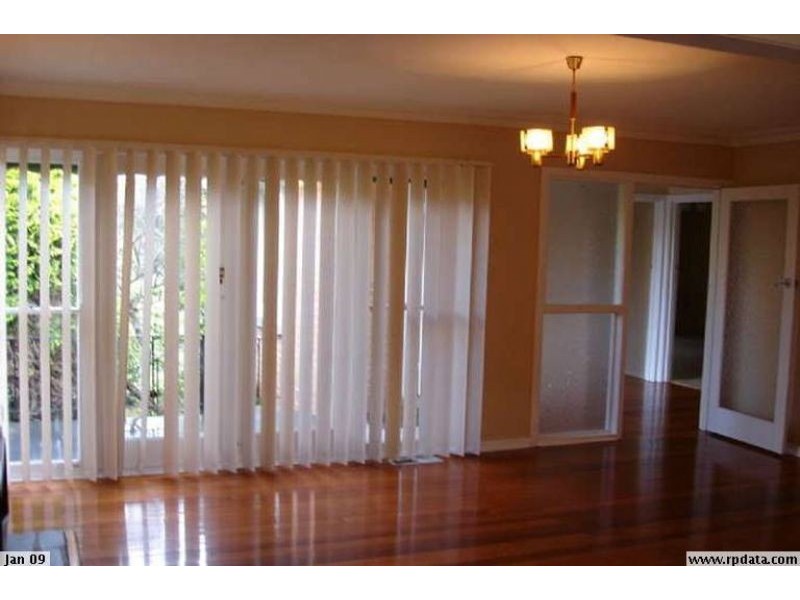 25 Forest Road, Forest Hill VIC 3131