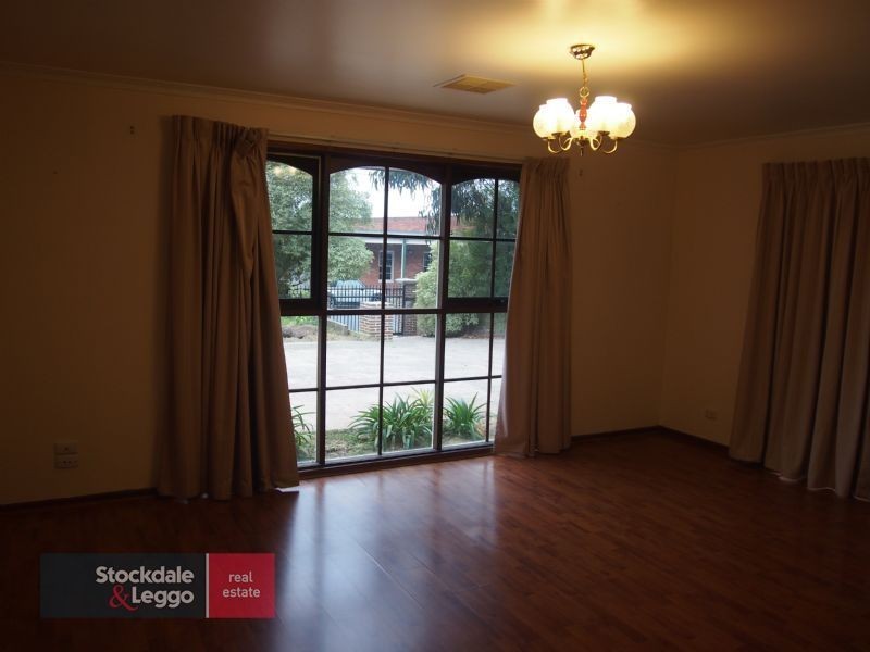 90 Woodhouse Grove, Box Hill North VIC 3129