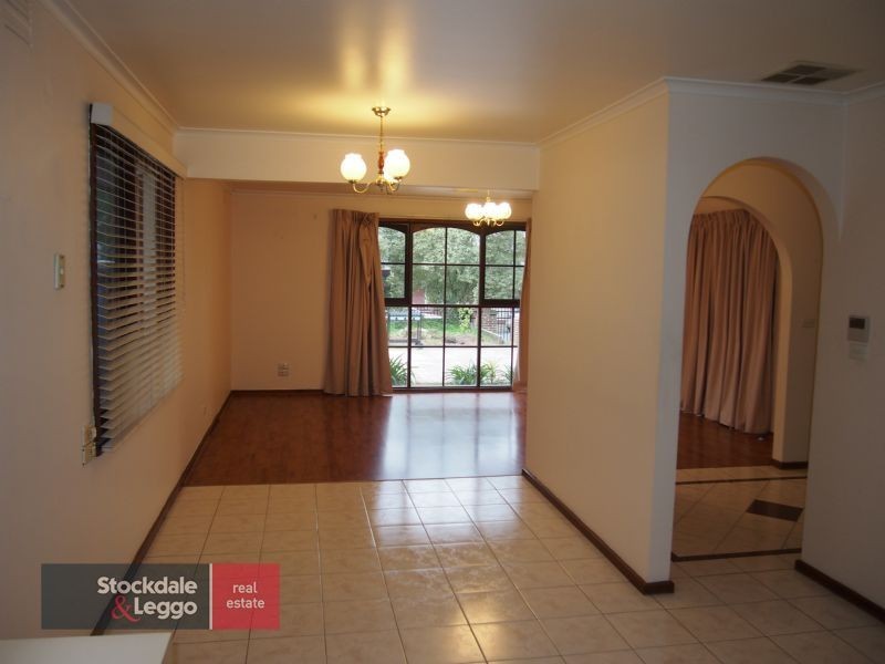 90 Woodhouse Grove, Box Hill North VIC 3129