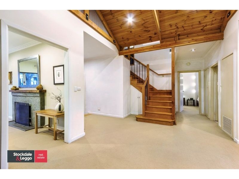 6 Hone Avenue, Blackburn South VIC 3130