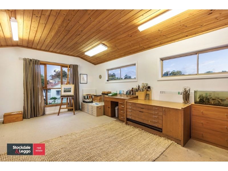 6 Hone Avenue, Blackburn South VIC 3130