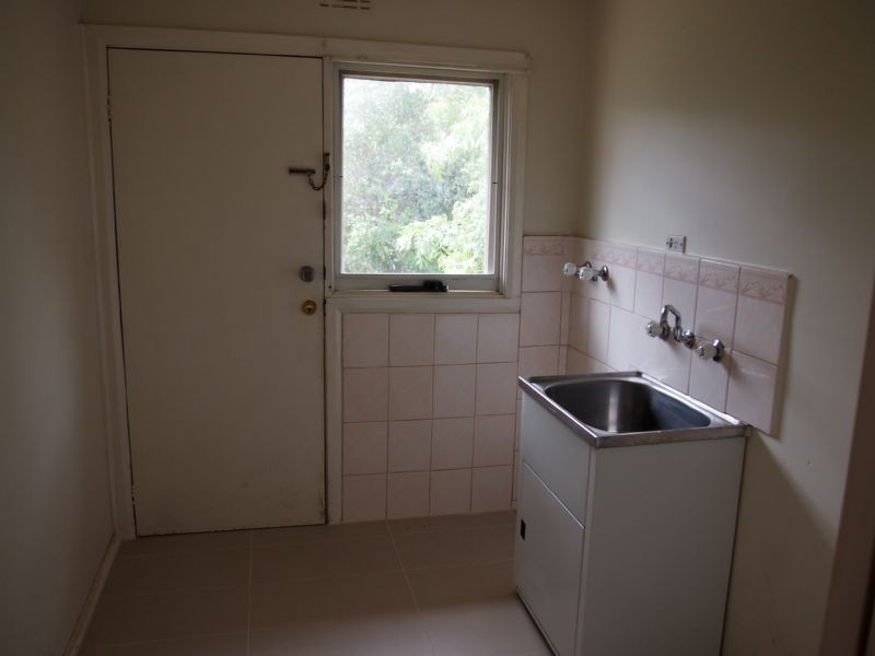 5 Moonah Road, Wantirna South VIC 3152