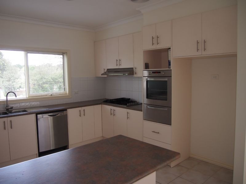 1/166 Wantirna Road, Ringwood VIC 3134