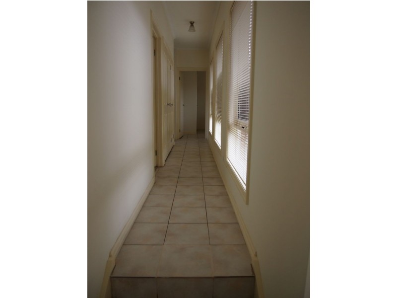 1/166 Wantirna Road, Ringwood VIC 3134