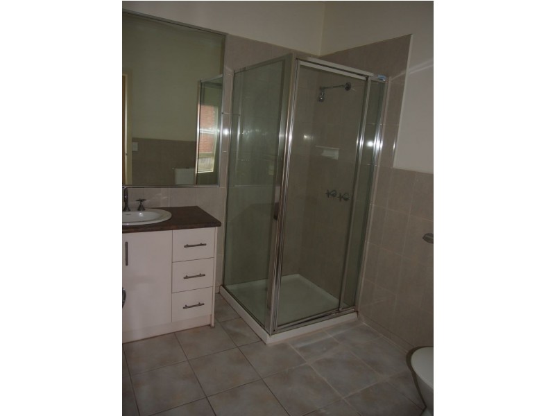 1/166 Wantirna Road, Ringwood VIC 3134