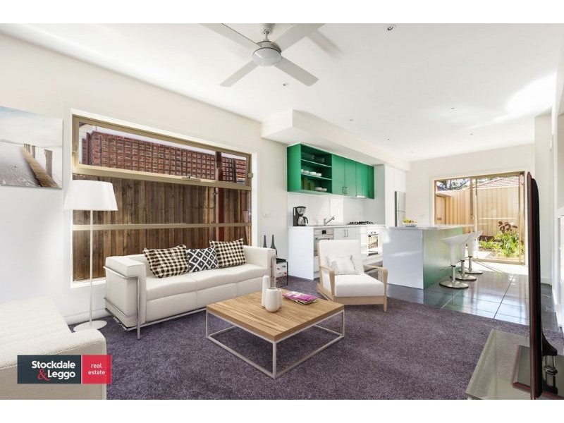 2/18 Bamfield Road, Heidelberg Heights VIC 3081