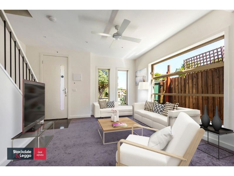 2/18 Bamfield Road, Heidelberg Heights VIC 3081