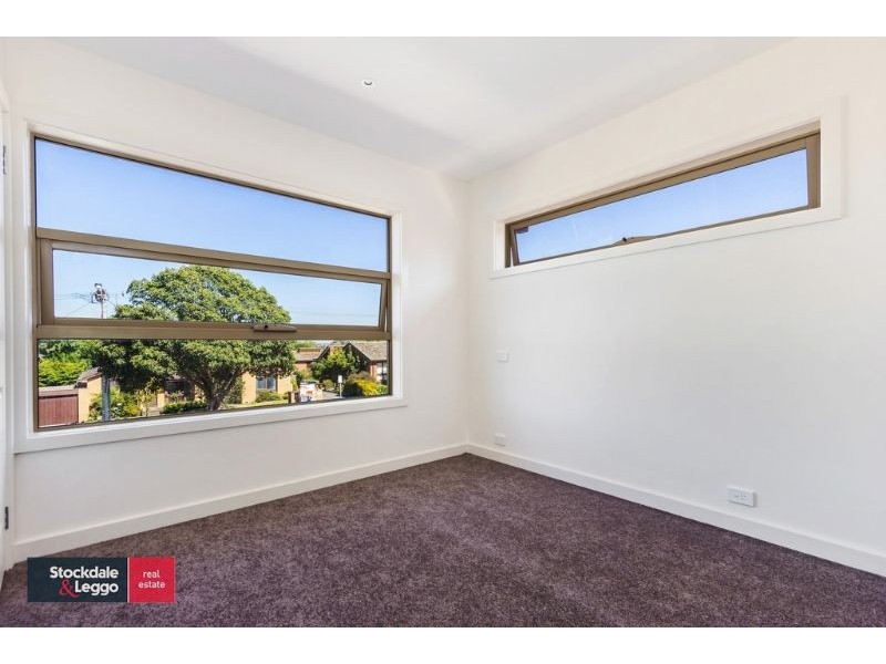 2/18 Bamfield Road, Heidelberg Heights VIC 3081
