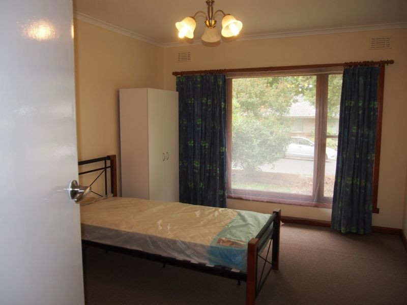 ROOM 1/17 Laughlin Avenue, Nunawading VIC 3131