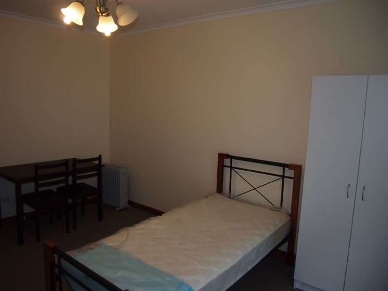 ROOM 1/17 Laughlin Avenue, Nunawading VIC 3131