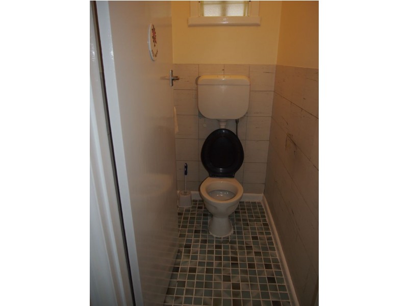 ROOM 1/17 Laughlin Avenue, Nunawading VIC 3131