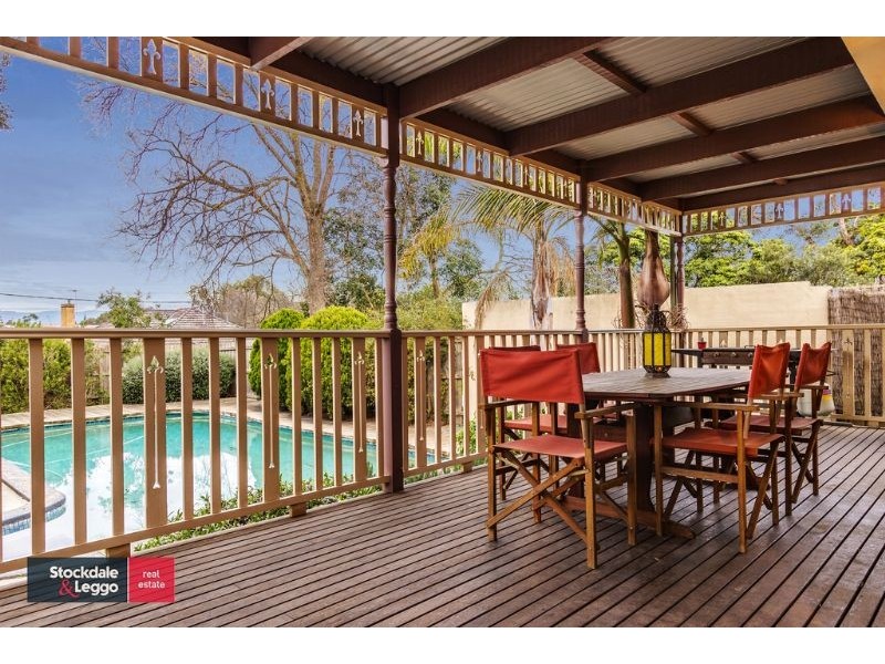 11 Walwa Street, Mitcham VIC 3132