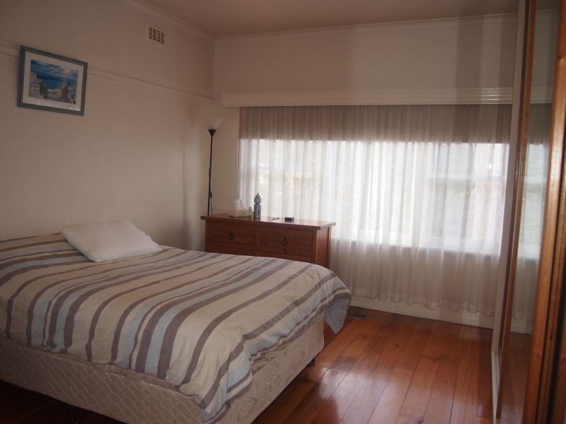 11 Hirst Street, Blackburn VIC 3130
