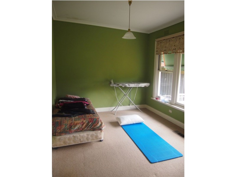 11 Hirst Street, Blackburn VIC 3130
