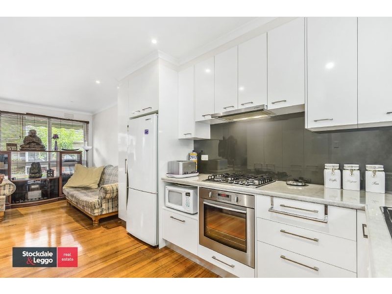 4/17a John Street, Blackburn VIC 3130