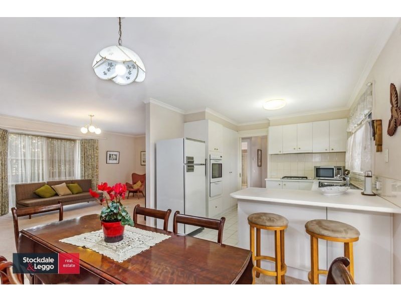 2/38 Lawrence Street, Blackburn South VIC 3130