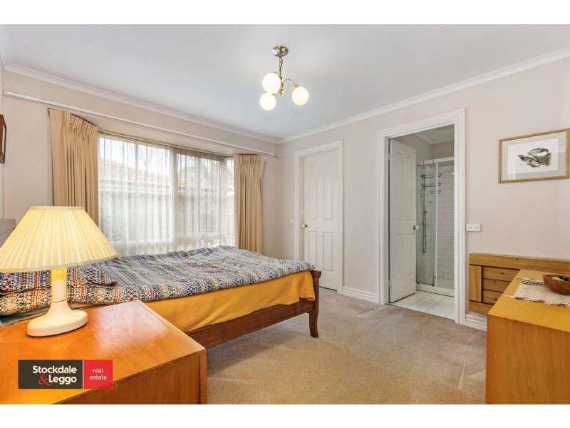 2/38 Lawrence Street, Blackburn South VIC 3130