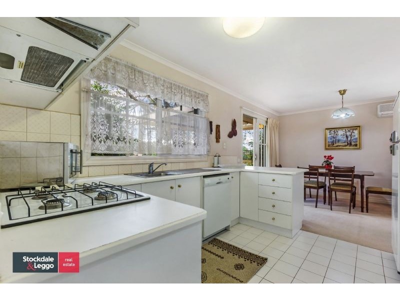 2/38 Lawrence Street, Blackburn South VIC 3130