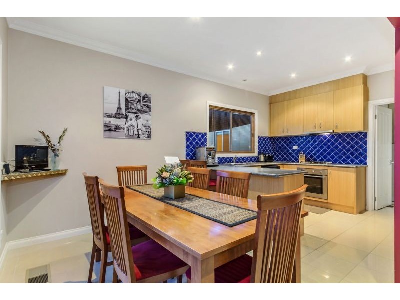 21 Koonung Road, Blackburn North VIC 3130