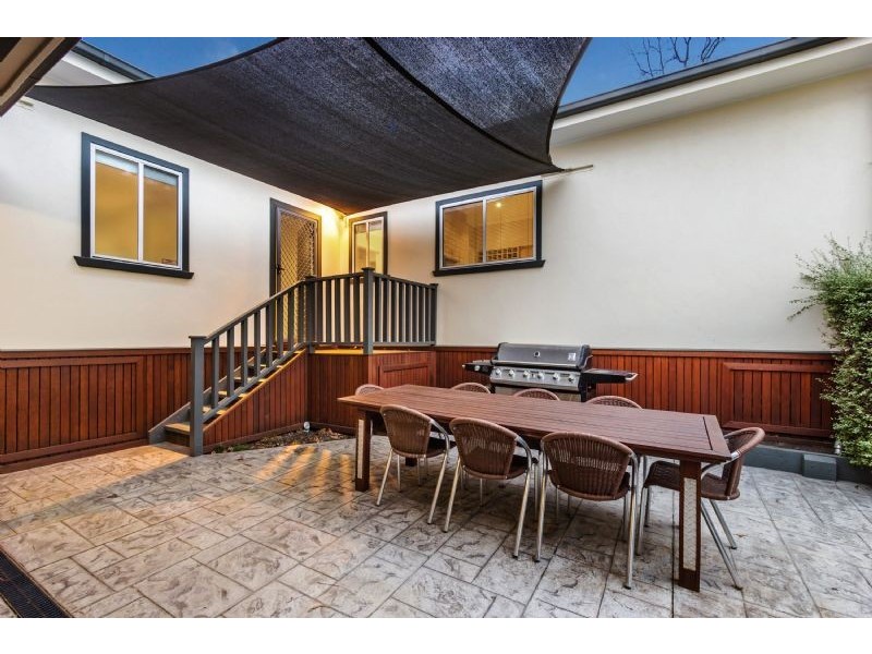 21 Koonung Road, Blackburn North VIC 3130