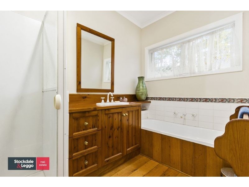 23 Amery Avenue, Blackburn VIC 3130