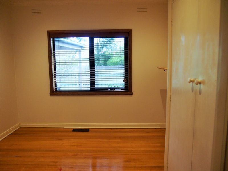 10 Patricia Road, Blackburn VIC 3130
