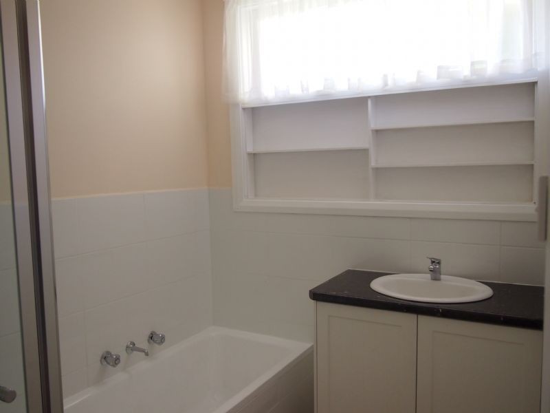 13 Bermuda Drive, Blackburn South VIC 3130