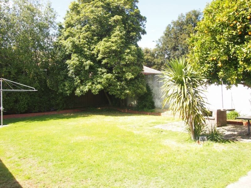 13 Bermuda Drive, Blackburn South VIC 3130