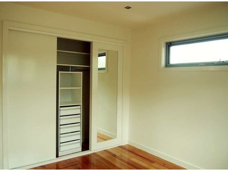 2/6 Ireland Avenue, Doncaster East VIC 3109