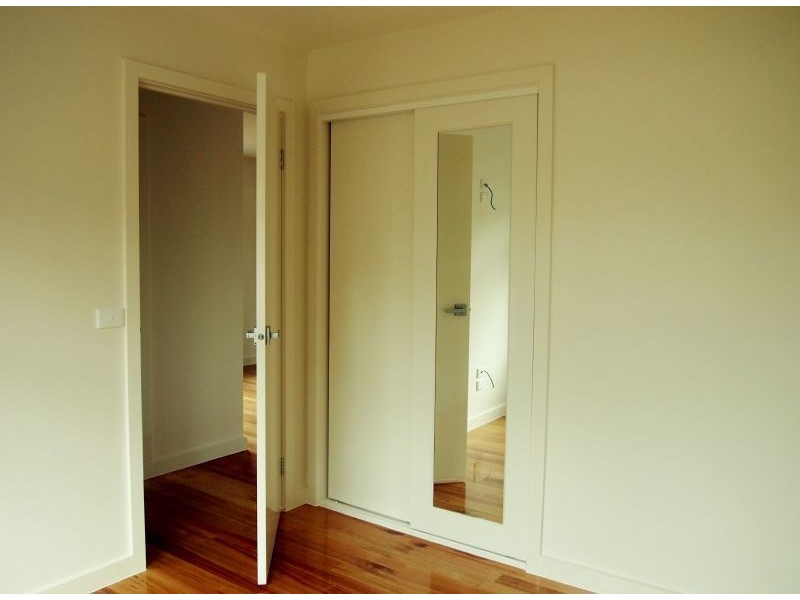 2/6 Ireland Avenue, Doncaster East VIC 3109