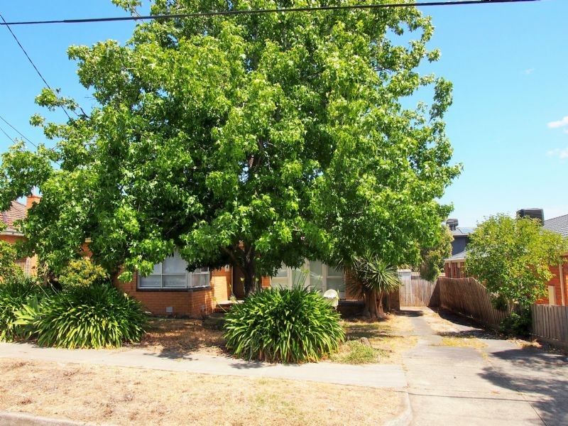 8 Henwood Street, Forest Hill VIC 3131