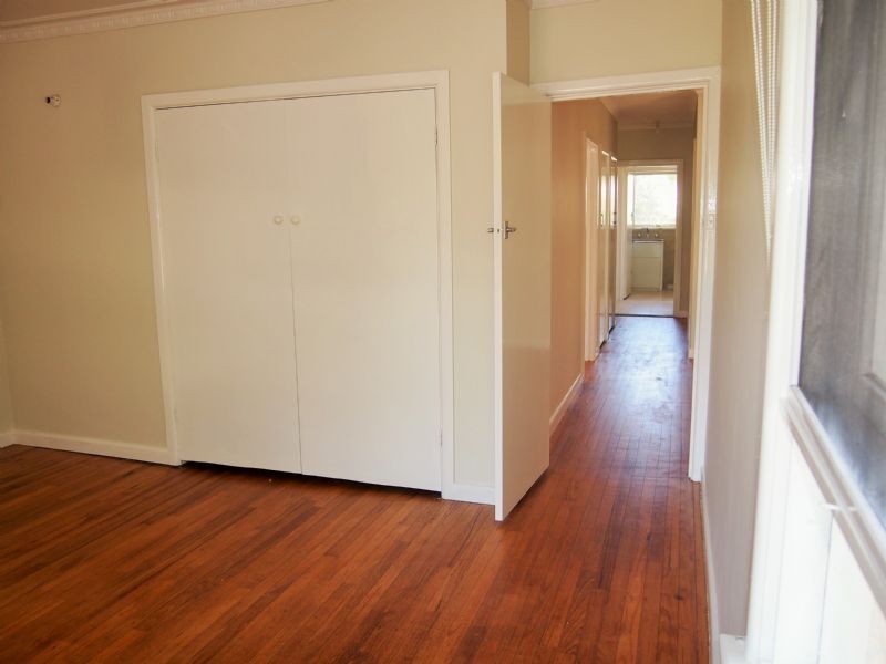 8 Henwood Street, Forest Hill VIC 3131